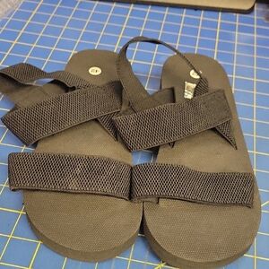 Strappy Black Rubber Foam Sandals Size 10
